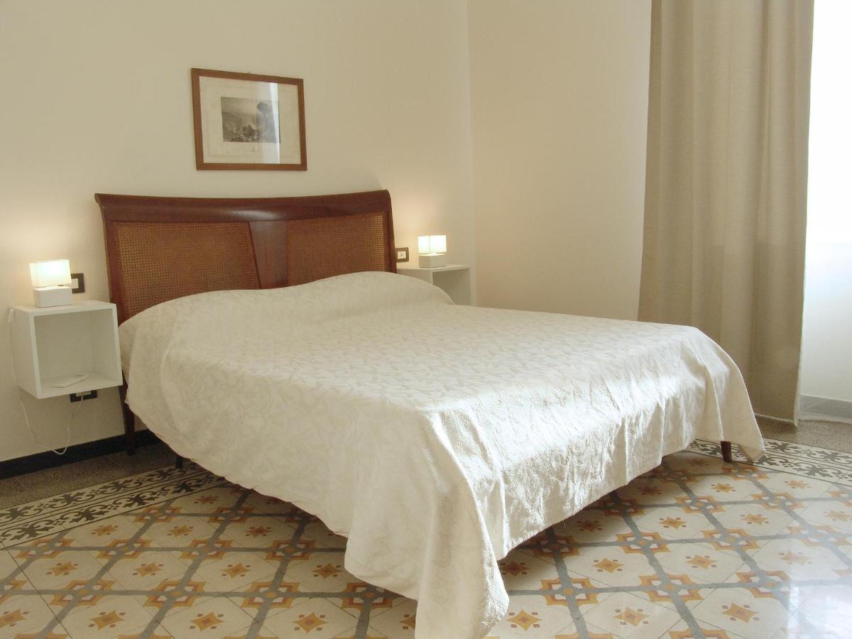 Residenza Cavour - Appartamento Agave Levanto Buitenkant foto